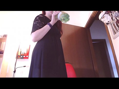 ❤️ Submisívna otrokyňa, ktorá miluje špinavé a šťavnaté nohavičky, je po zhliadnutí tohto videa nútená masturbovať! ❤️ Kvalitný sex na sk.mysexgamer.ru ❌